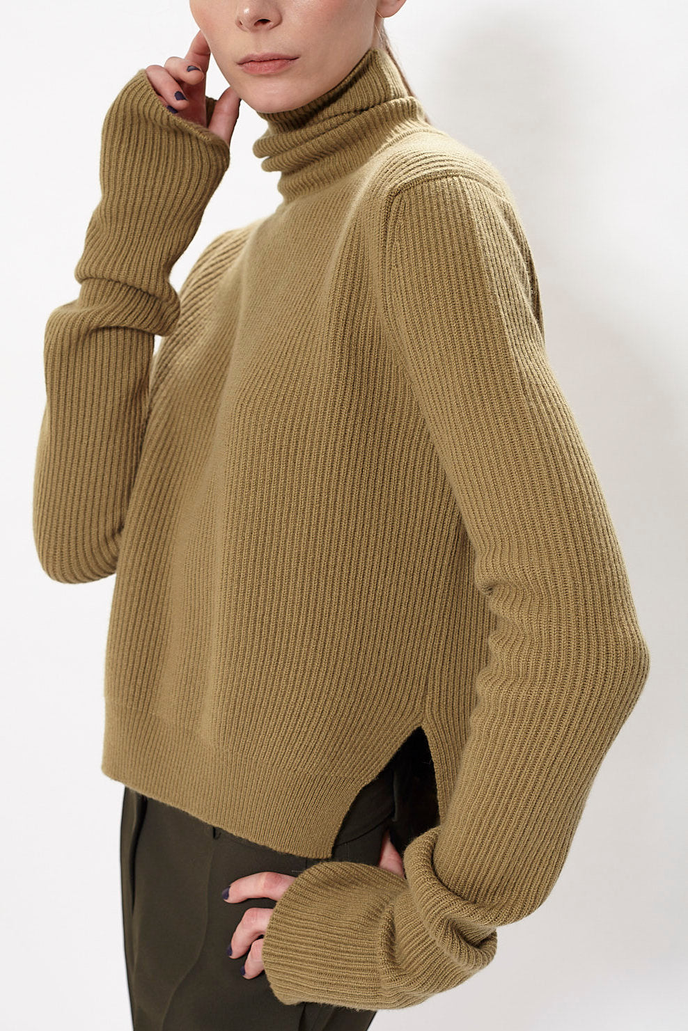 Roll Neck Crop Cashmere Sweater - Algae