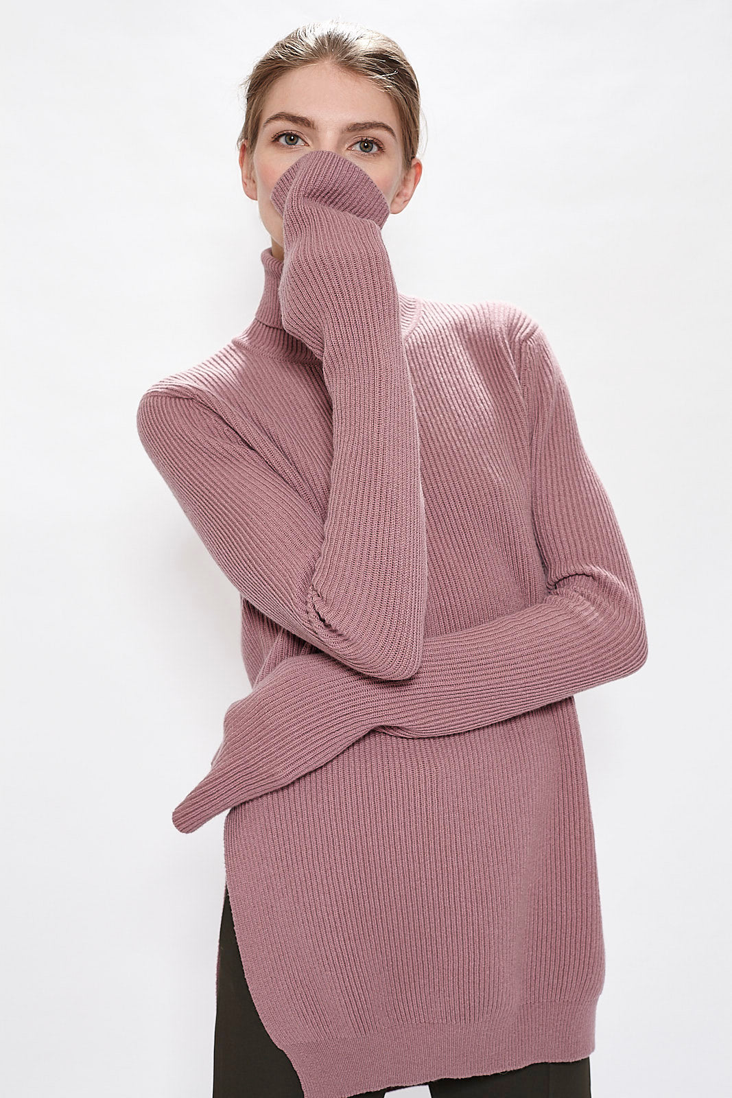 Roll Neck Cashmere Sweater - Dusk