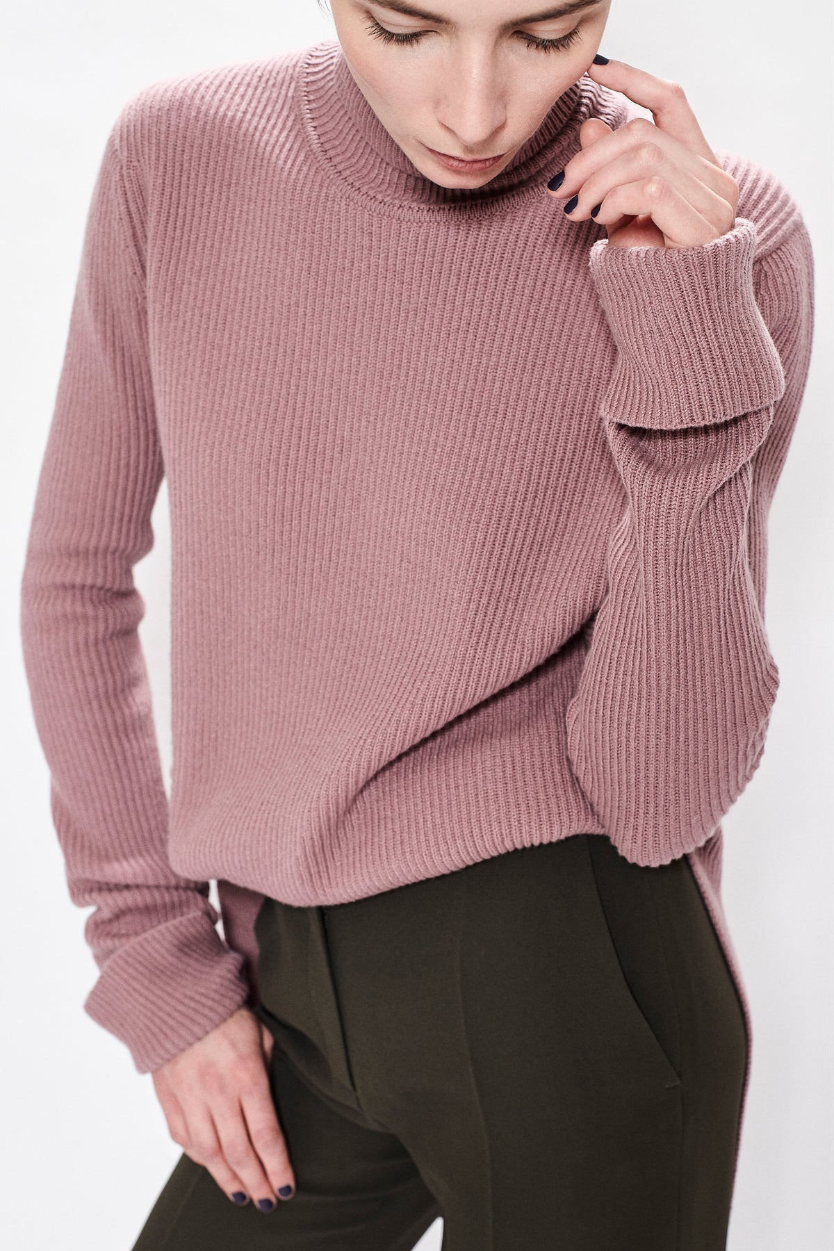 Roll Neck Cashmere Sweater - Dusk